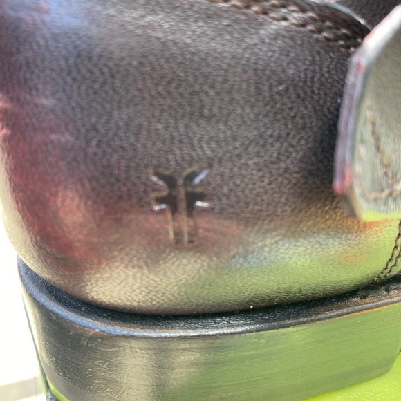 NWOT Frye Veronica engineer, Burgundy, leather boo size 6.5 B - Picture 4 of 13